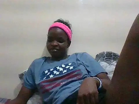 hotgal1112 online show from September 23, 2025, 9:33 pm