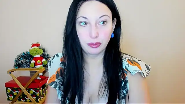 Snapshot of Wife4Cuck chatting on November 28, 2025, 1:33 pm Wife4Cuck online show from November 28, 2025, 1:33 pm