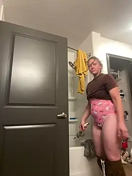 SexyB214 online show from November 16, 2025, 5:17 pm