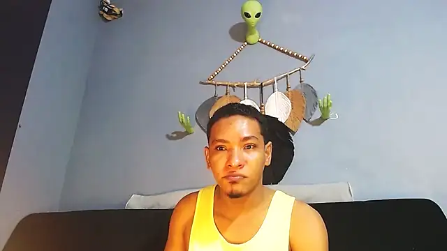 Grandeygruesa1 online show from May 30, 2026, 8:42 am