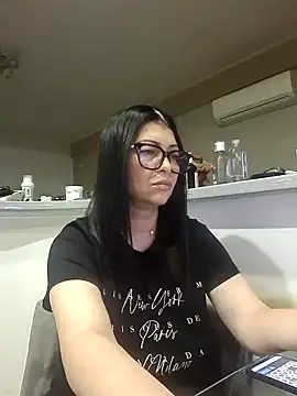 Milf Abigail online show from October 14, 2025, 10:20 pm