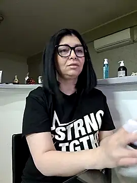 Milf Abigail online show from April 12, 2026, 1:20 am