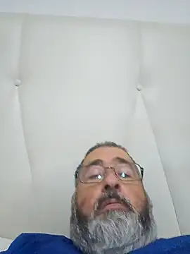 polla calientes47 online show from January 15, 2025, 8:48 pm