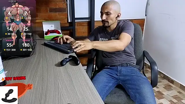 Marck Muscle online show from December 18, 2025, 2:16 am