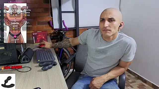 Marck Muscle online show from April 11, 2026, 12:29 am