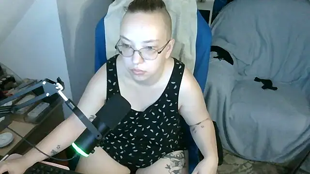 Snapshot of Isabella_Geney chatting on June 30, 2026, 4:18 pm Isabella Geney online show from June 30, 2026, 4:18 pm