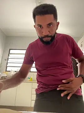 MiddlingAffluent online show from March 31, 2026, 1:35 pm