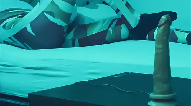 BodyandlegginLover online show from March 8, 2025, 6:32 am