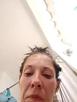 gorgeous11 online show from February 18, 2025, 9:20 pm