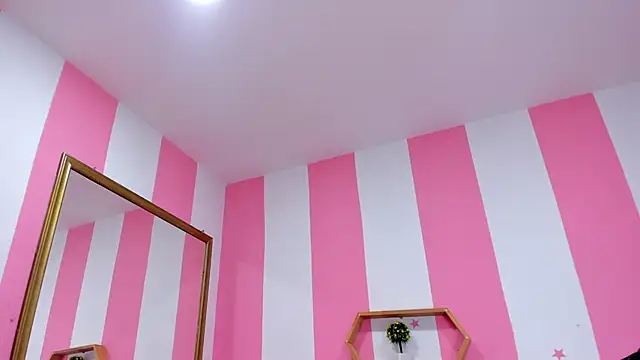 Snapshot of ISABELLA_020 chatting on October 17, 2025, 1:02 pm ISABELLA 020 online show from October 17, 2025, 1:02 pm