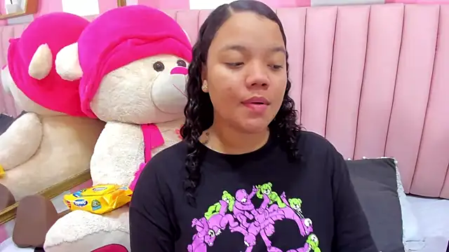 Snapshot of ISABELLA_020 chatting on October 18, 2025, 2:30 pm ISABELLA 020 online show from October 18, 2025, 2:30 pm