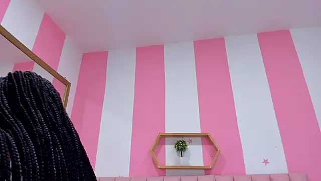 Snapshot of ISABELLA_020 chatting on October 2, 2025, 1:03 pm ISABELLA 020 online show from October 2, 2025, 1:03 pm