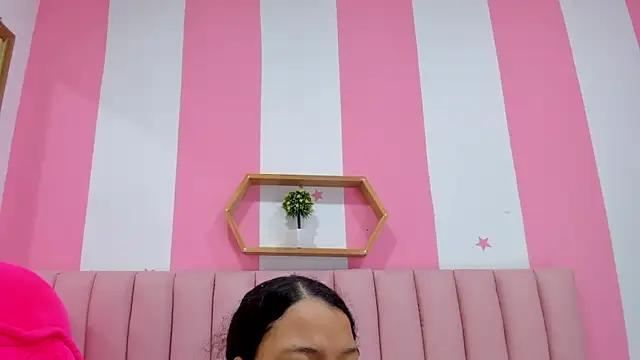 Snapshot of ISABELLA_020 chatting on September 18, 2025, 12:52 pm ISABELLA 020 online show from September 18, 2025, 12:52 pm