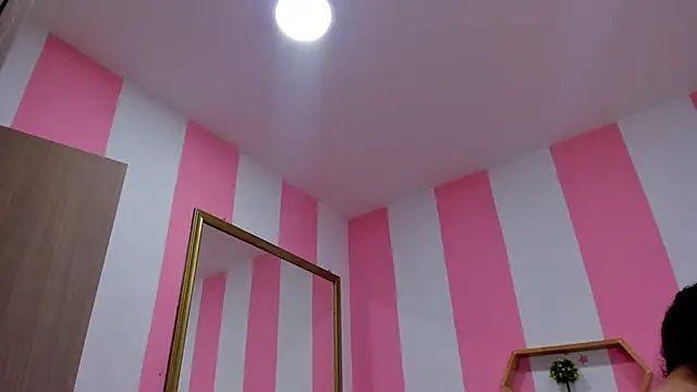 Snapshot of ISABELLA_020 chatting on September 24, 2025, 2:12 pm ISABELLA 020 online show from September 24, 2025, 2:12 pm