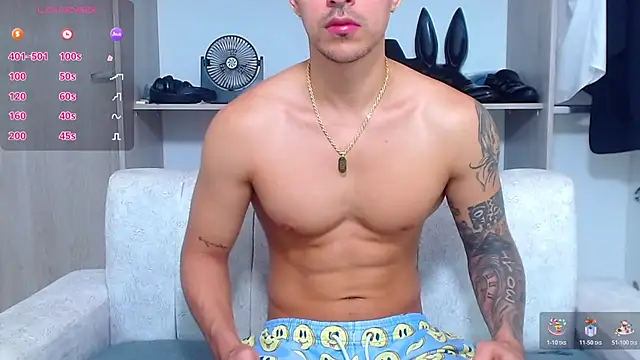 Tristan-bm online show from October 24, 2025, 1:32 pm