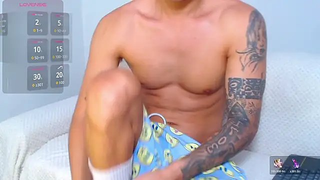 Tristan-bm online show from March 16, 2026, 2:21 pm