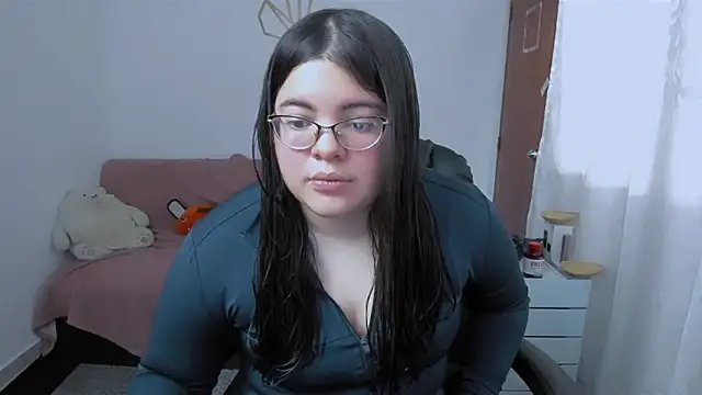 Aria Fullbuster online show from November 30, 2025, 7:47 pm