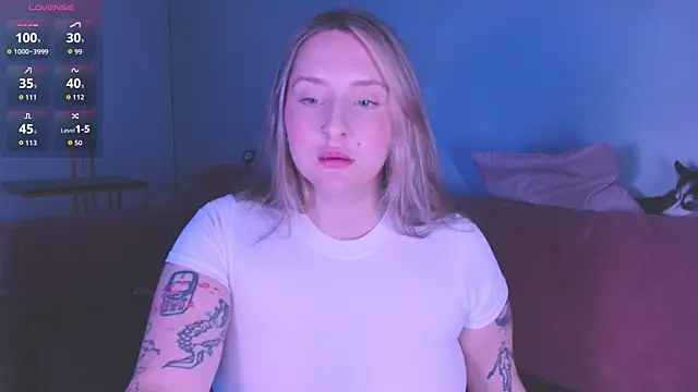 Snapshot of Oh_mylissa chatting on October 16, 2025, 7:33 pm Oh mylissa online show from October 16, 2025, 7:33 pm