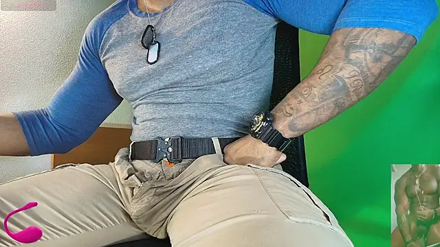 hot black3 online show from March 15, 2026, 4:52 am