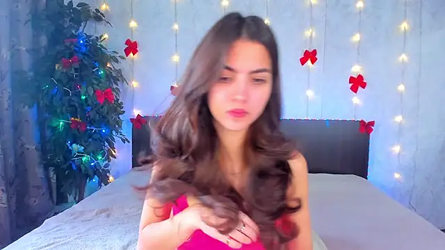 Milana Crystal  online show from December 5, 2025, 8:13 am