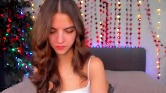 Milana Crystal  online show from February 26, 2026, 8:25 am