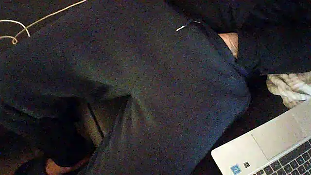 Snapshot of kiksnap-meistro5 chatting on March 13, 2026, 4:23 pm kiksnap-meistro5 online show from March 13, 2026, 4:23 pm