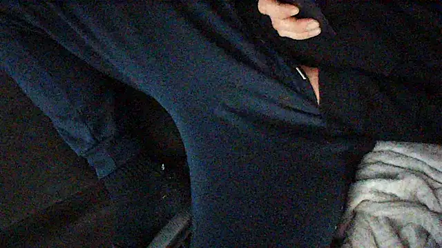 Snapshot of kiksnap-meistro5 chatting on March 29, 2026, 1:40 am kiksnap-meistro5 online show from March 29, 2026, 1:40 am