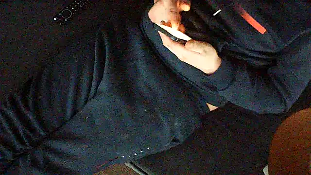 Snapshot of kiksnap-meistro5 chatting on February 13, 2026, 6:08 pm kiksnap-meistro5 online show from February 13, 2026, 6:08 pm