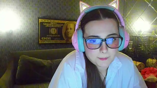  extraterrestrial  online show from November 22, 2025, 3:27 am