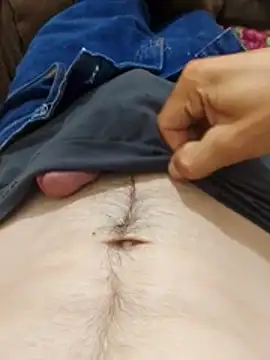 Snapshot of Adee21e chatting on December 1, 2025, 7:48 pm Adee21e online show from December 1, 2025, 7:48 pm