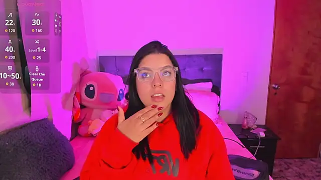 Kylie2211 online show from February 12, 2026, 1:05 am