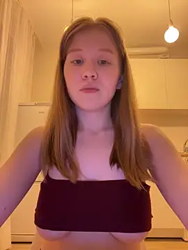 Eva Weyne online show from April 14, 2026, 8:03 pm