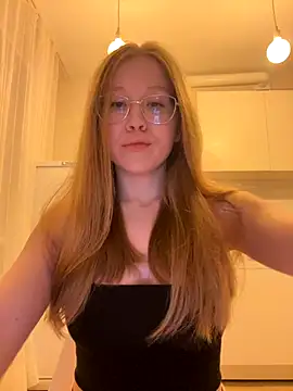 Eva Weyne online show from October 16, 2025, 7:00 pm