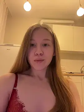 Eva Weyne online show from February 16, 2026, 9:45 pm