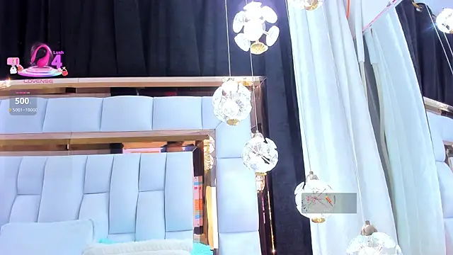 SarayRoyse online show from February 20, 2026, 7:38 pm