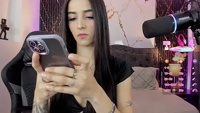 devlin violett online show from November 15, 2025, 2:26 am