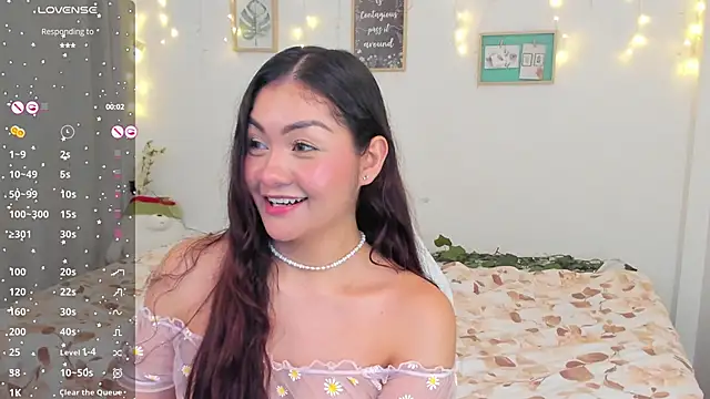 Snapshot of cute_baby5 chatting on December 9, 2024, 11:56 pm cute baby5 online show from December 9, 2024, 11:56 pm