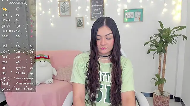 Snapshot of cute_baby5 chatting on February 12, 2025, 9:54 pm cute baby5 online show from February 12, 2025, 9:54 pm