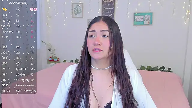Snapshot of cute_baby5 chatting on January 23, 2025, 9:39 pm cute baby5 online show from January 23, 2025, 9:39 pm