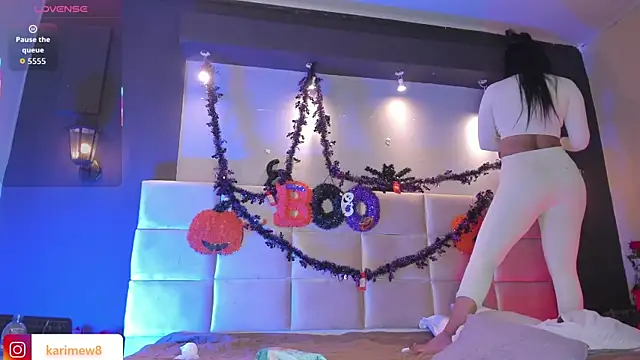 Snapshot of _karime_ chatting on October 21, 2025, 8:08 pm karime online show from October 21, 2025, 8:08 pm