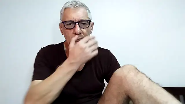 BIGUNCUTHARDCOCK online show from March 8, 2026, 1:11 am