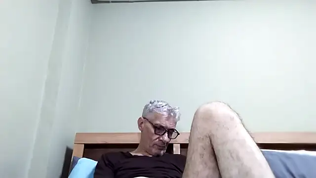 BIGUNCUTHARDCOCK online show from October 20, 2025, 1:55 pm