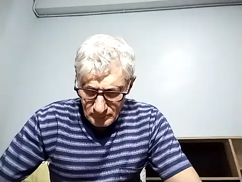BIGUNCUTHARDCOCK online show from September 13, 2025, 12:38 pm