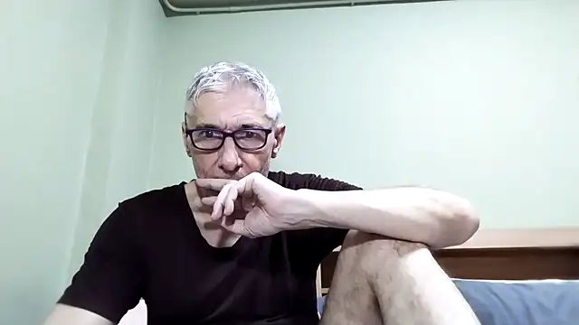 BIGUNCUTHARDCOCK online show from October 4, 2025, 3:08 am