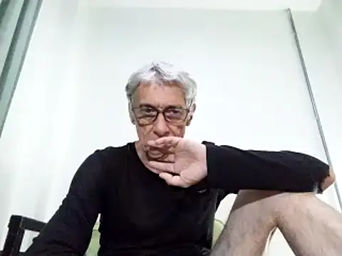 BIGUNCUTHARDCOCK online show from March 10, 2025, 10:39 am