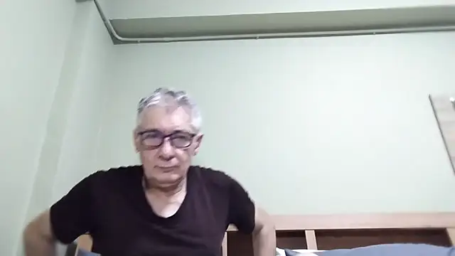 BIGUNCUTHARDCOCK online show from October 10, 2025, 12:22 am