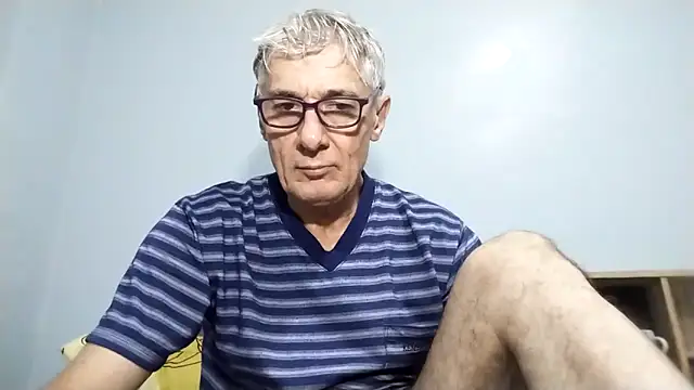 BIGUNCUTHARDCOCK online show from September 24, 2025, 12:40 am