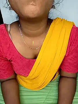 Snapshot of tamilachi4u chatting on January 8, 2025, 4:44 pm tamilachi4u online show from January 8, 2025, 4:44 pm