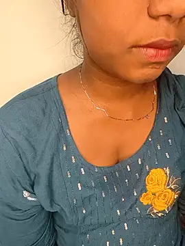 Snapshot of tamilachi4u chatting on March 6, 2025, 5:00 pm tamilachi4u online show from March 6, 2025, 5:00 pm