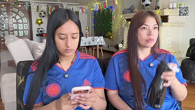 2SummerLove1 online show from June 20, 2026, 2:22 pm